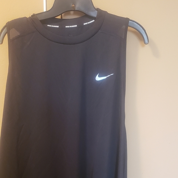 Nike Tops - Plus-size 3x dry fit Nike top